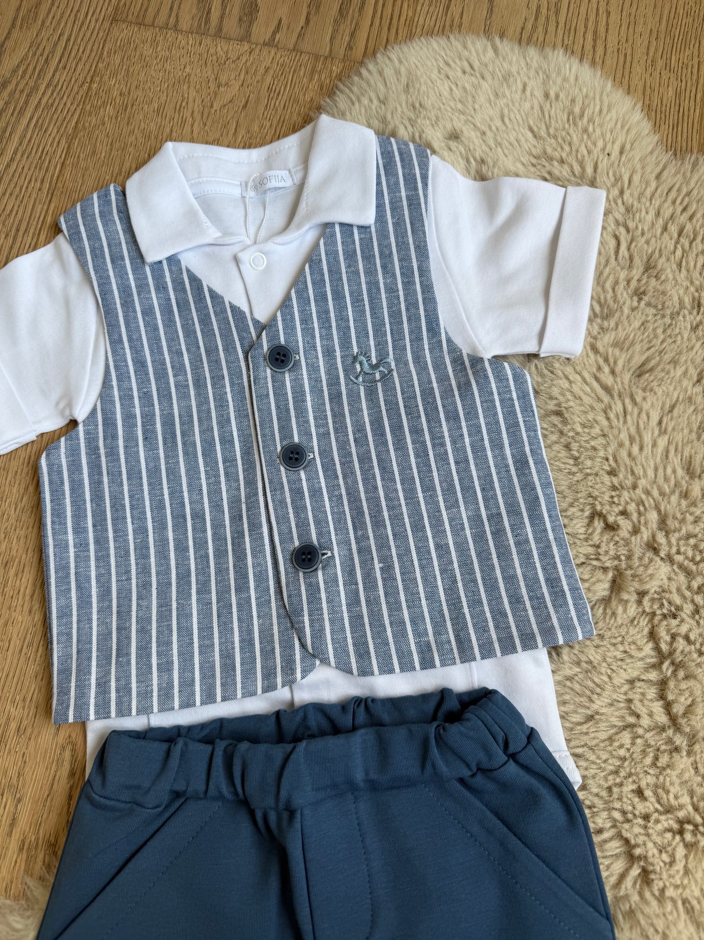 Stijlvol babykostuum marineblauw voor feestelijke gelegenheden