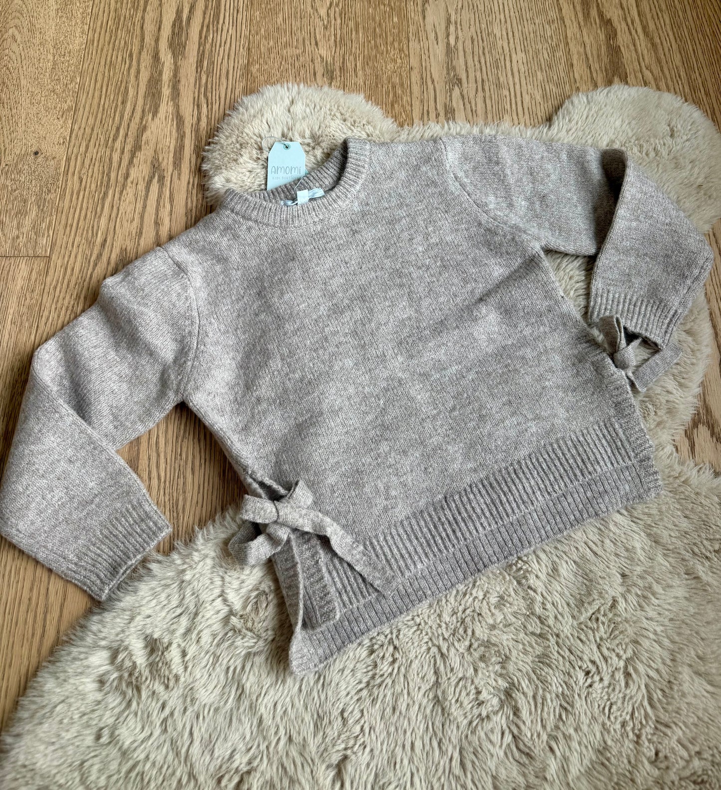 meisjes beige sweater met strikken aan de zijkant - Newness