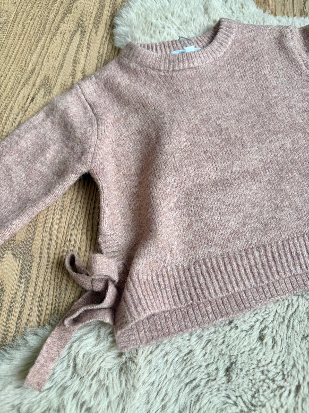 meisjes pullover met strikken aan de zijkant - Newness