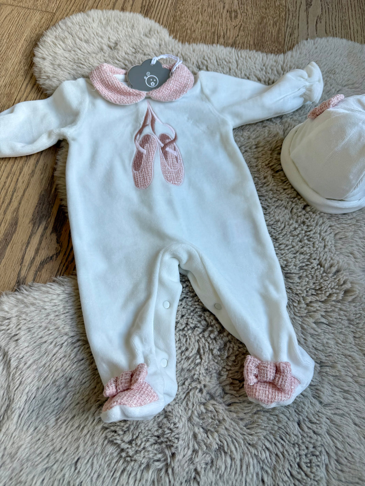 Baby boxpakje Ballerina met roze strik details – Chic by Deolinda