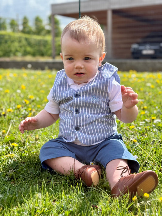 Theo - Driedelig Beige Babykostuum – Jasje, Body & Broekje Sofija