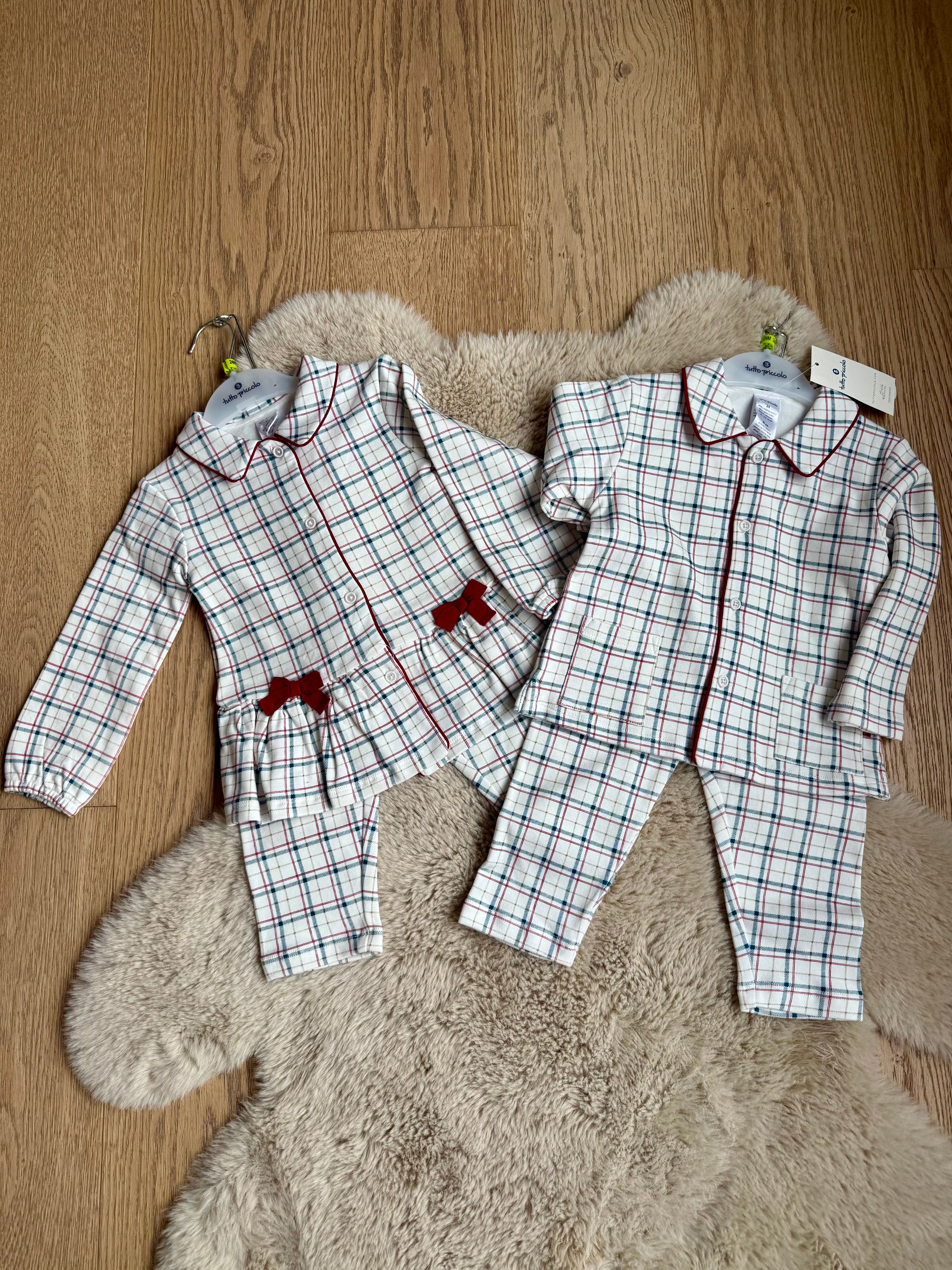 Georges pyjama Tutto Piccolo baby winterkleding klassieke stijl zachte warme stof detail kleuter peuter kind baby